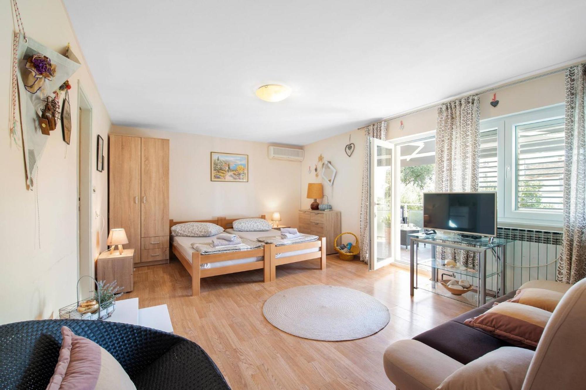 Apartments Nena Brodarica  Ngoại thất bức ảnh